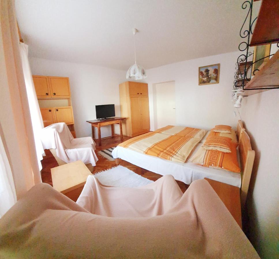 Anna Apartman Heviz Bagian luar foto